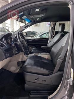 Dodge Caravan